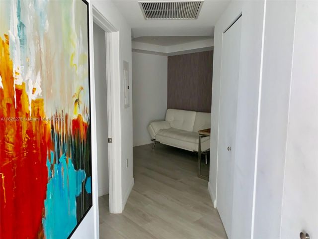 Продажа квартиры #2706 - фото 6184737