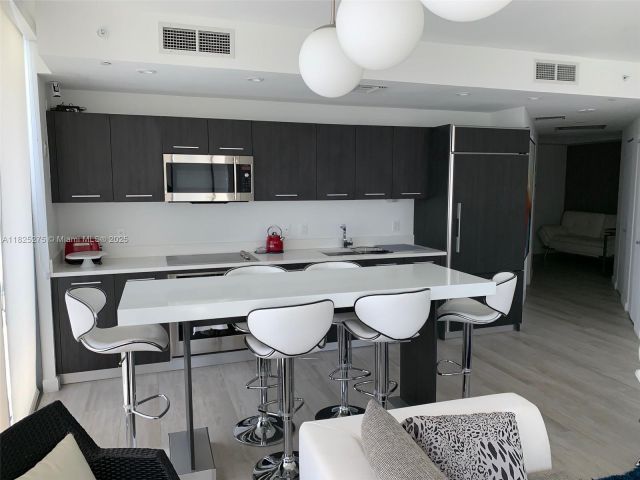 Продажа квартиры #2706 - фото 6184740