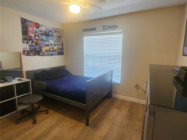 Продажа дома по адресу 2017 NW 182nd Ave - фото 6206726