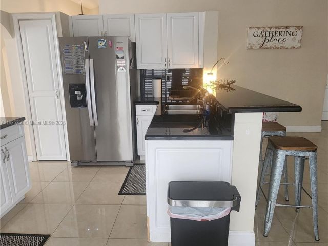 Продажа дома по адресу 2017 NW 182nd Ave - фото 6206738