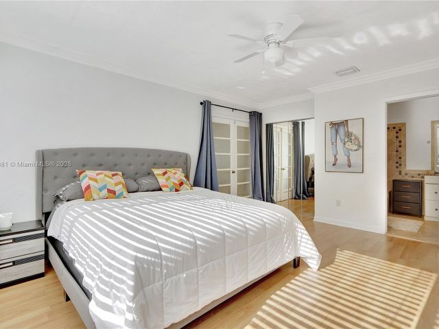 Дом в аренду по адресу 33 SW 20th Rd . - фото 6182884