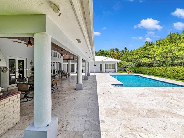 Продажа дома по адресу 10563 SW 92nd Ave - фото 6222097