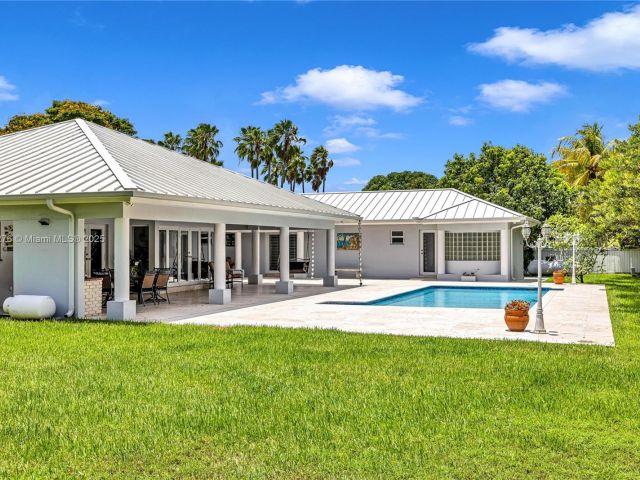 Продажа дома по адресу 10563 SW 92nd Ave - фото 6222099