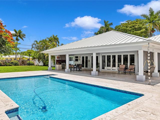 Продажа дома по адресу 10563 SW 92nd Ave - фото 6222110