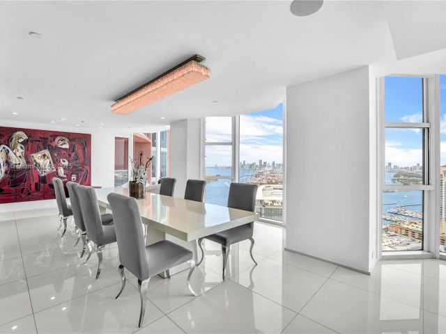 Продажа квартиры #3405 - фото 6205073