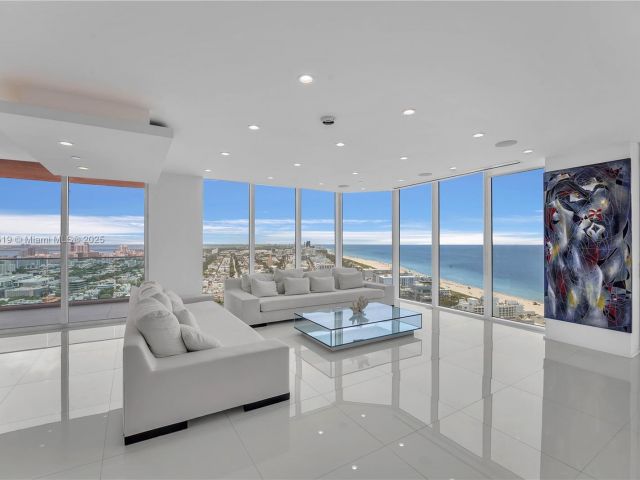 Продажа квартиры #3405 - фото 6205084