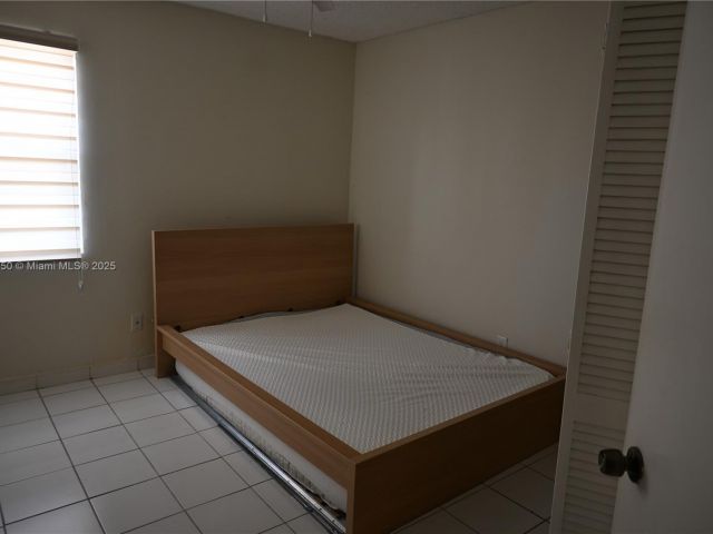 Продажа дома по адресу 18325 SW 114th Ct - фото 6187126