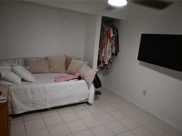 Продажа дома по адресу 18325 SW 114th Ct - фото 6187127