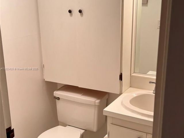 Продажа квартиры #1030 - фото 6185439