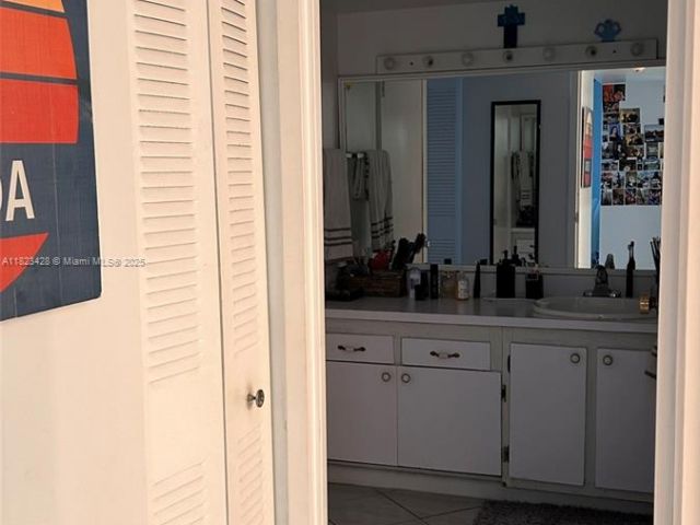 Продажа квартиры #1030 - фото 6185444