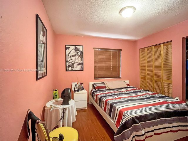 Продажа дома по адресу 18003 SW 153rd Pl - фото 6195278