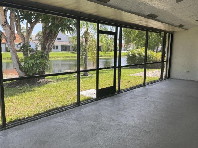 Продажа дома по адресу 8711 Eagle Run Drive - фото 6503653