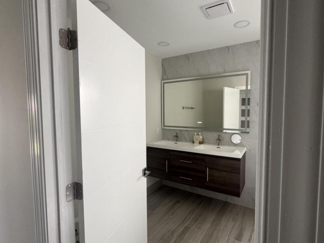 Продажа дома по адресу 8711 Eagle Run Drive - фото 6503657