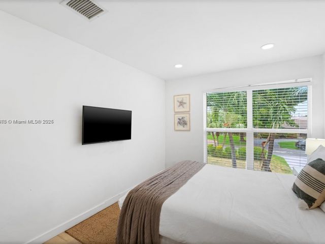 Продажа дома по адресу 413 Holiday - фото 6184679