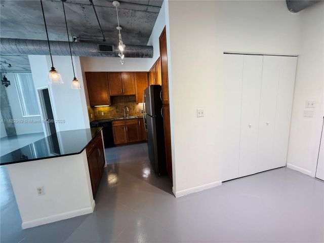 Продажа квартиры #2402 - фото 6185667