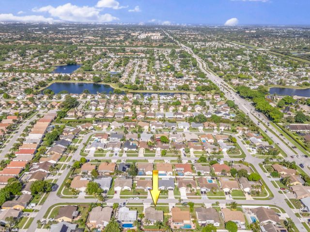 Продажа дома по адресу 23089 SW 55th Avenue - фото 6643987