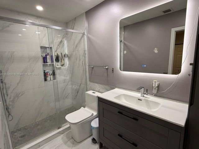 Продажа дома по адресу 4280 NW 1st Pl - фото 6200650