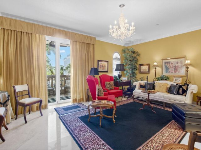 Продажа дома по адресу 1754 Bay Dr 1754 - фото 6187322