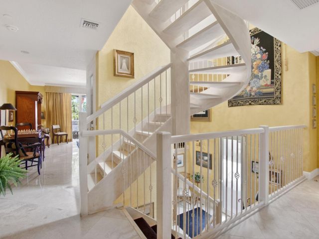 Продажа дома по адресу 1754 Bay Dr 1754 - фото 6187332