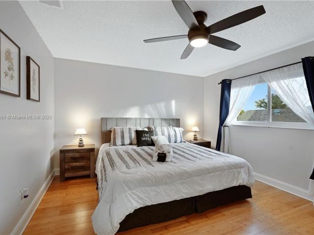 Дом в аренду по адресу 6863 SW 104th Ct - фото 6201310