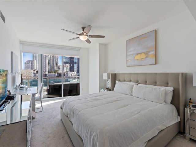 Продажа квартиры #1102 - фото 6188171