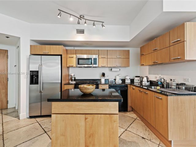 Продажа квартиры #1102 - фото 6188173