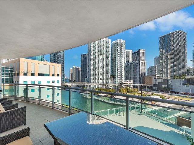 Продажа квартиры #1102 - фото 6188178