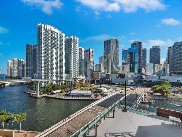 Продажа квартиры #1102 - фото 6188180