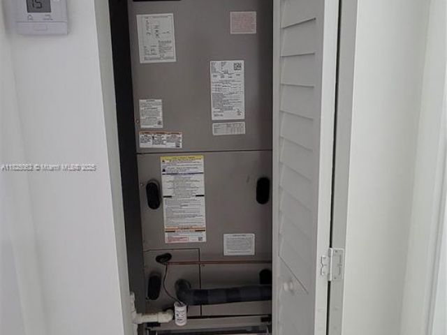 Дом в аренду по адресу 1520 NW 69th St - фото 6208801