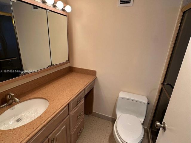 Продажа квартиры #1625 - фото 6189442