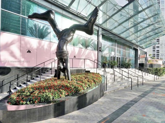 Продажа квартиры #2306 - фото 6189718