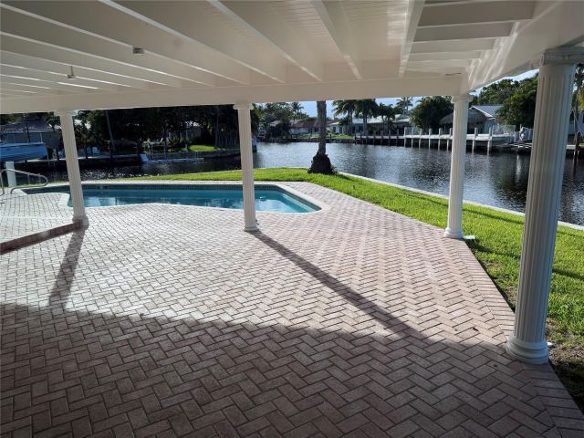 Дом в аренду по адресу 5251 NE 29th Ave - фото 6201028