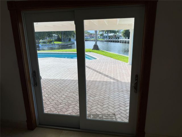 Дом в аренду по адресу 5251 NE 29th Ave - фото 6201029