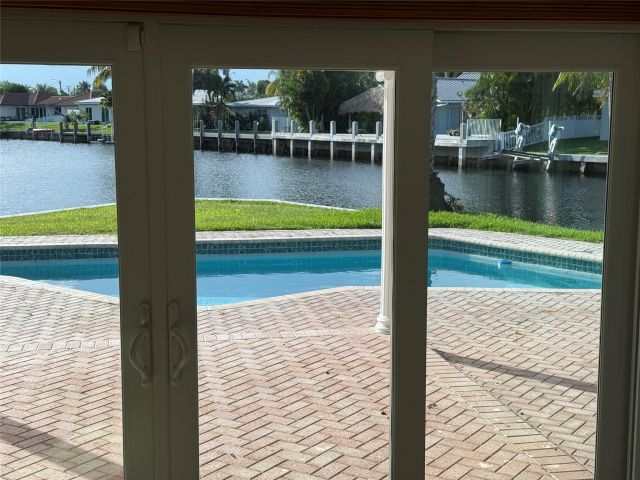 Дом в аренду по адресу 5251 NE 29th Ave - фото 6201030