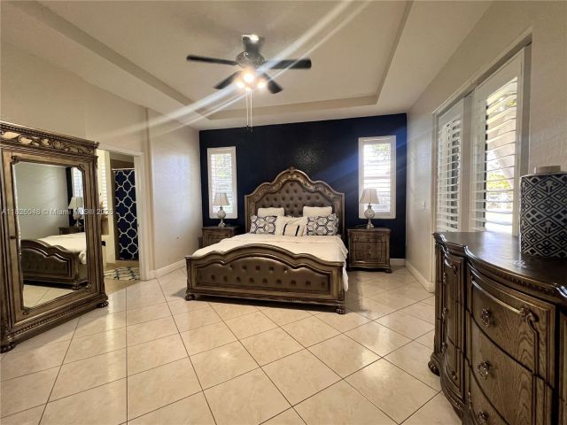 Продажа дома по адресу 16934 SW 215th Ter - фото 6188303