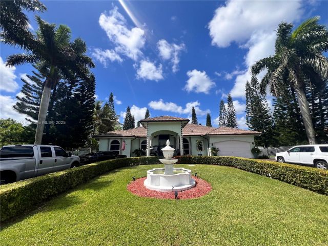 Продажа дома по адресу 16934 SW 215th Ter - фото 6188317