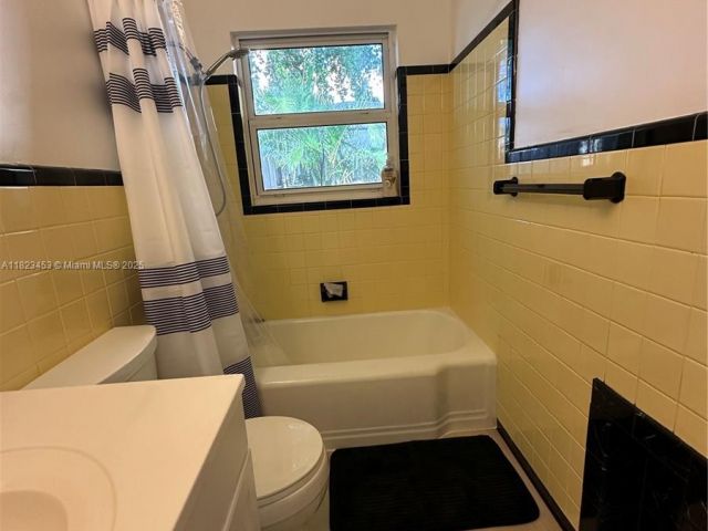 Дом в аренду по адресу 201 E 28th St 0 - фото 6188489