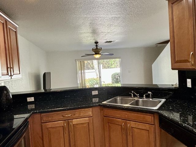 Дом в аренду по адресу 22162 Majestic Woods Way Way - фото 6555952