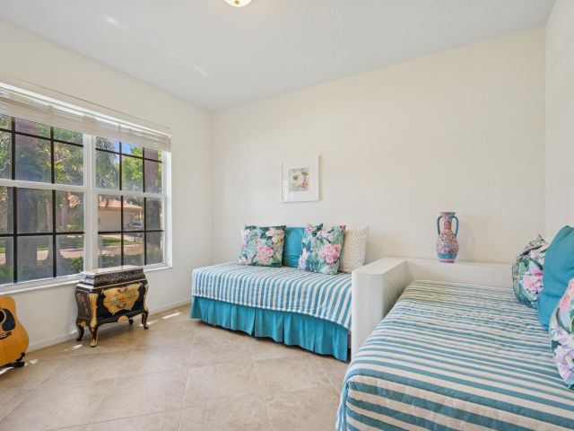 Продажа дома по адресу 7203 Arcadia Bay Court - фото 6595473