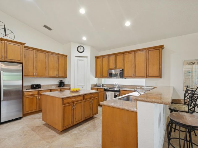 Продажа дома по адресу 7203 Arcadia Bay Court - фото 6595483