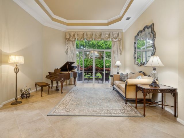 Продажа дома по адресу 7203 Arcadia Bay Court - фото 6595485