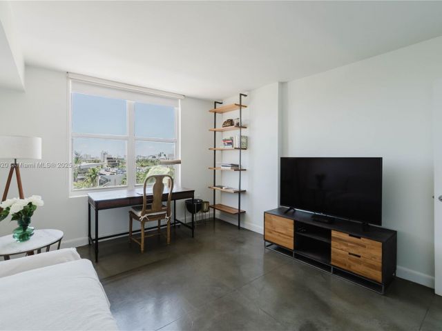 Продажа квартиры #703 - фото 6189749