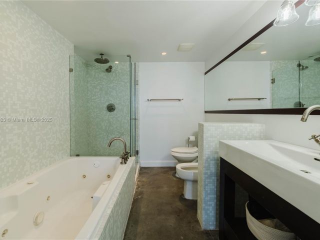 Продажа квартиры #703 - фото 6189751