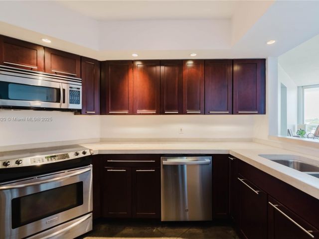 Продажа квартиры #703 - фото 6189754