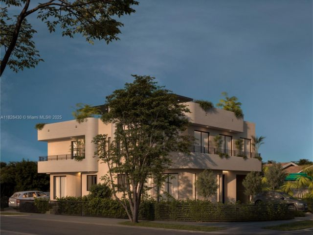 Продажа дома по адресу 984 SW 10th St 2 - фото 6195795