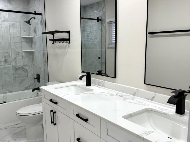 Продажа дома по адресу 9004 SW 6th Street - фото 6280109