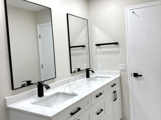 Продажа дома по адресу 9004 SW 6th Street - фото 6280110