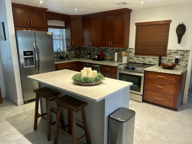 Дом в аренду по адресу 2565 Meadow Road - фото 6189786