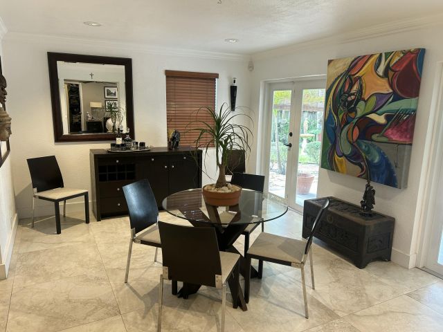 Дом в аренду по адресу 2565 Meadow Road - фото 6189787