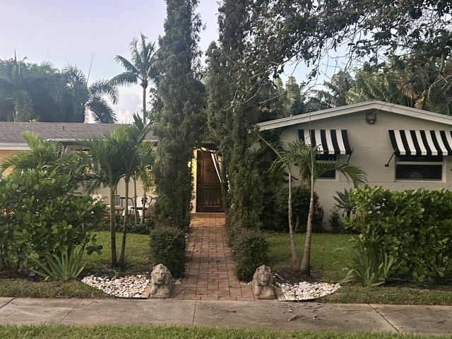 Дом в аренду по адресу 2565 Meadow Road - фото 6189788